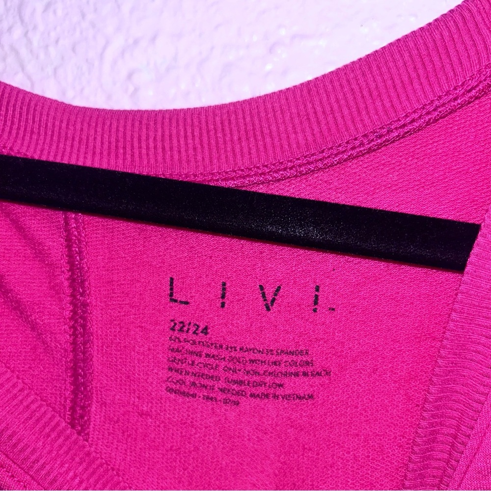 Livi Active Long Sleeve Scoop Neck Top - Fuchsia - Picture 2 of 2